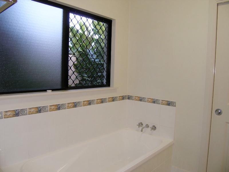 Kewarra Beach QLD 4879