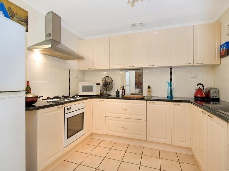 Holloways Beach QLD 4878