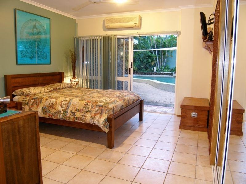 Trinity Beach QLD 4879