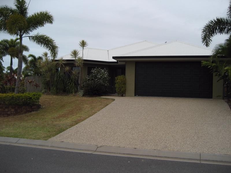 Kewarra Beach QLD 4879