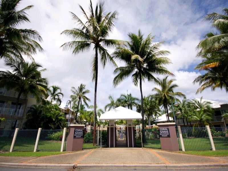 Trinity Beach QLD 4879