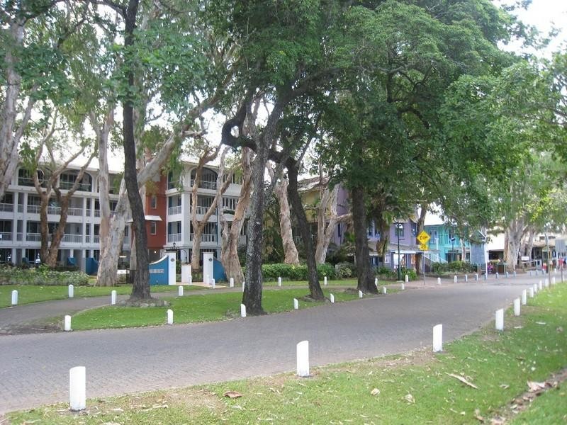 Palm Cove QLD 4879