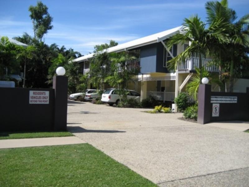 9/63 Wattle Street, Yorkeys Knob QLD 4878