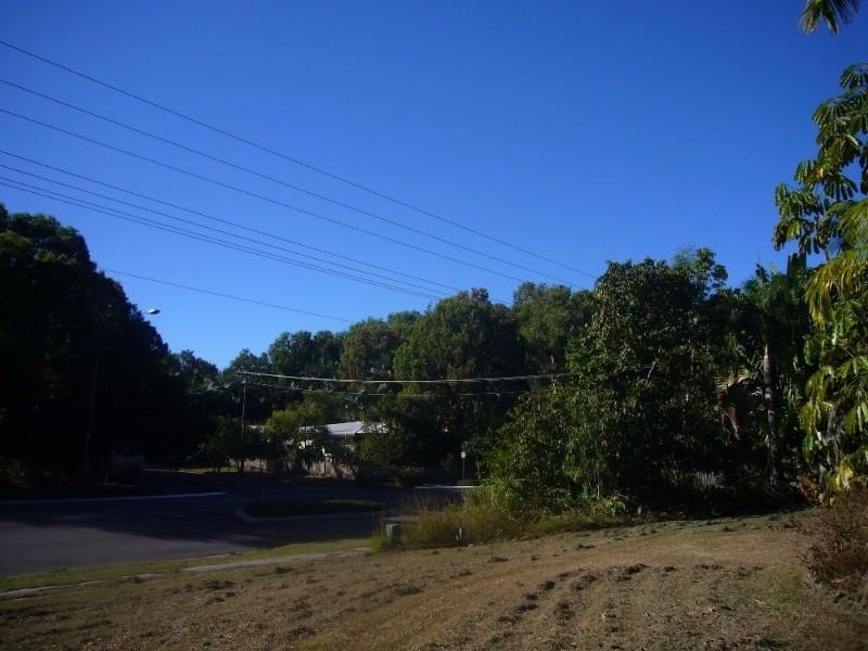 Clifton Beach QLD 4879