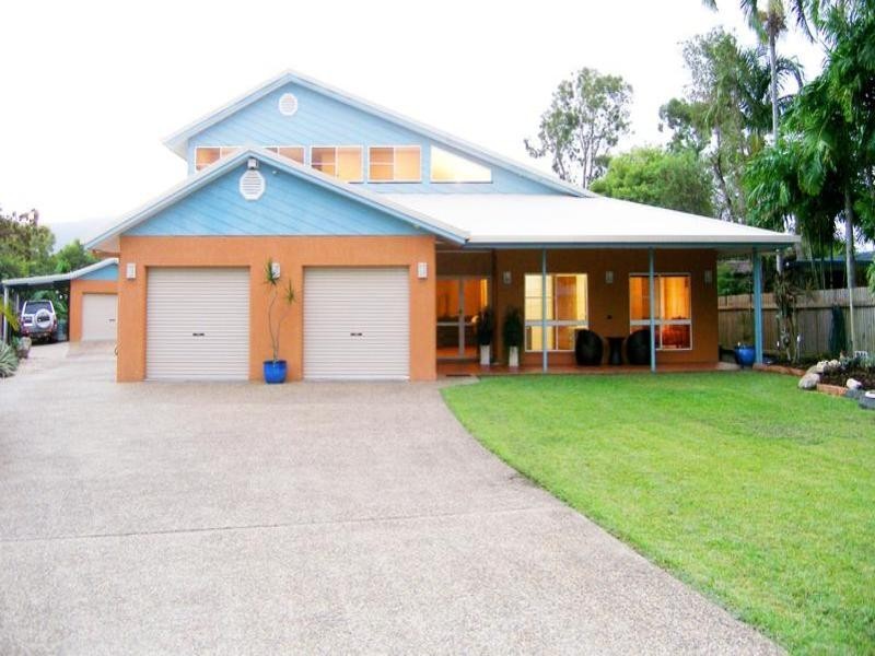 Trinity Beach QLD 4879