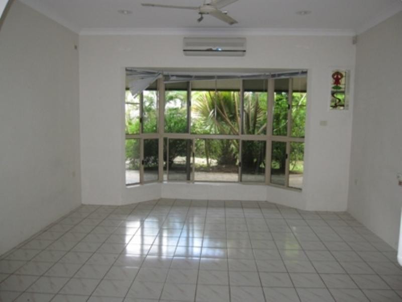 Kewarra Beach QLD 4879