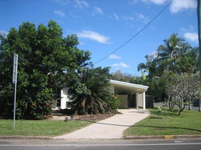 Trinity Beach QLD 4879