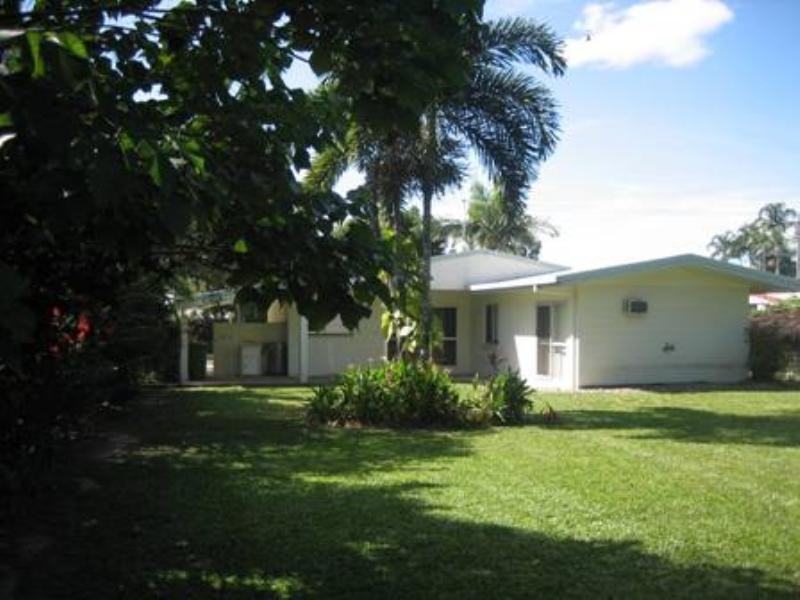 Trinity Beach QLD 4879