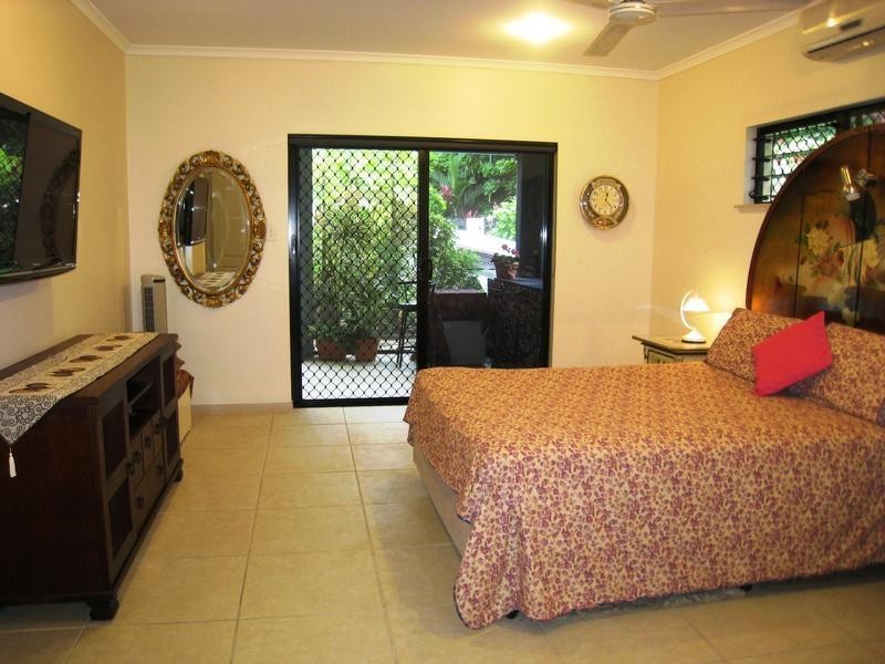 Kewarra Beach QLD 4879