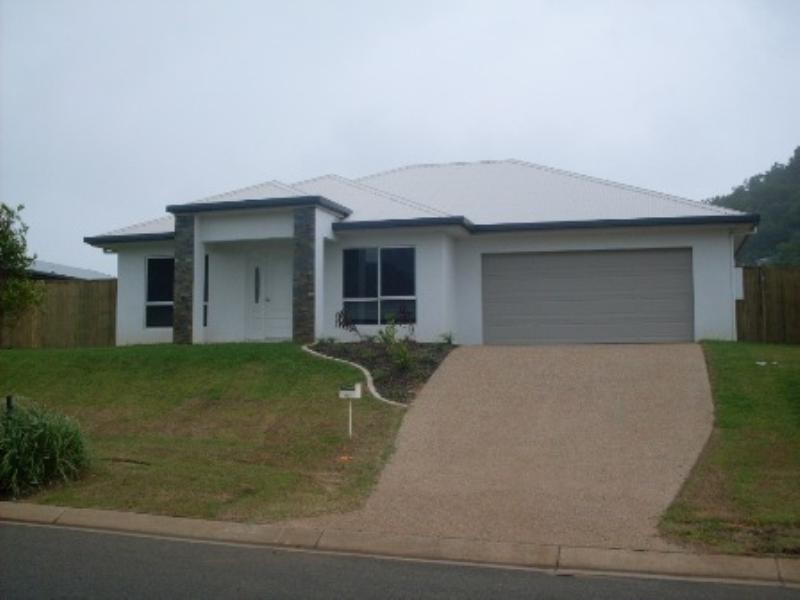 122 Roberts Drive, Trinity Beach QLD 4879