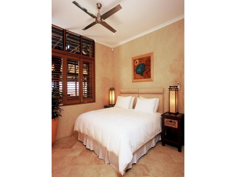 Trinity Beach QLD 4879