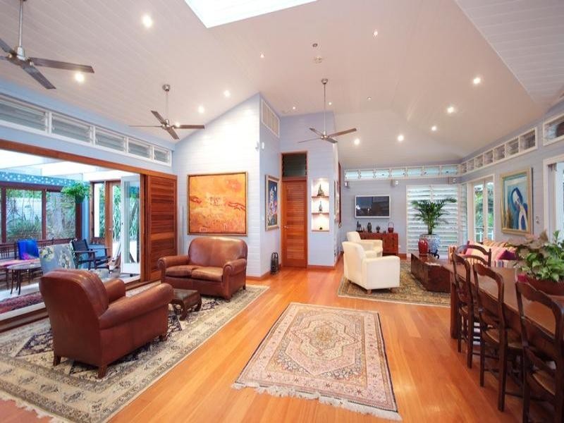 Trinity Beach QLD 4879