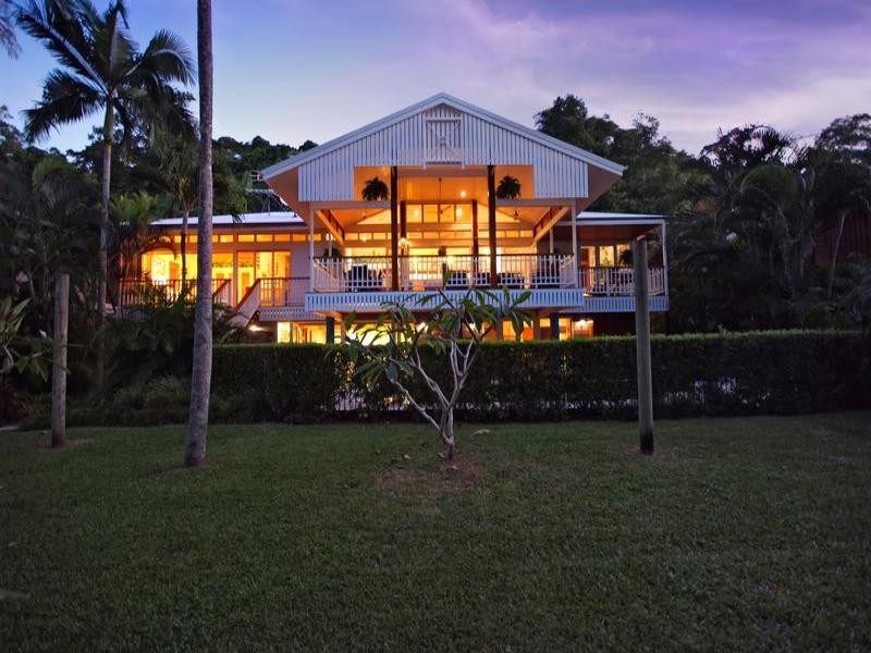 Trinity Beach QLD 4879