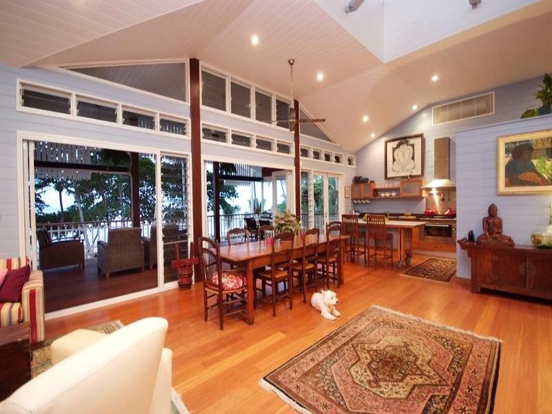 Trinity Beach QLD 4879