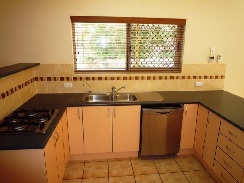 Palm Cove QLD 4879