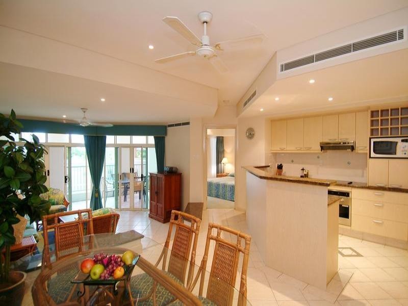 Trinity Beach QLD 4879