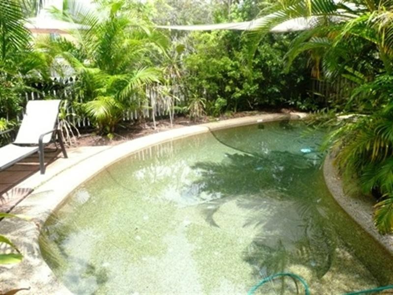 Yorkeys Knob QLD 4878