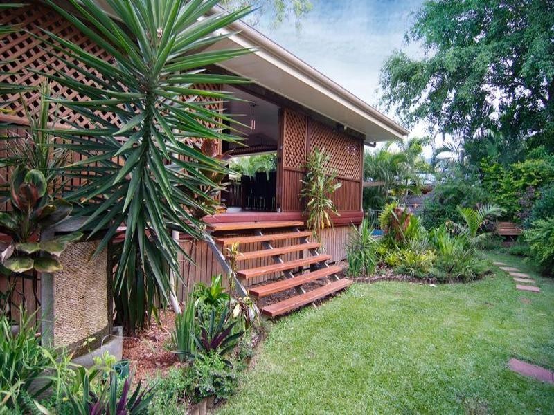 Trinity Beach QLD 4879