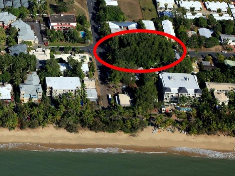 Palm Cove QLD 4879