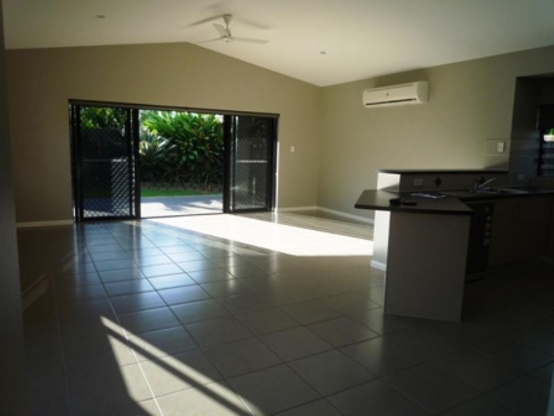 Kewarra Beach QLD 4879