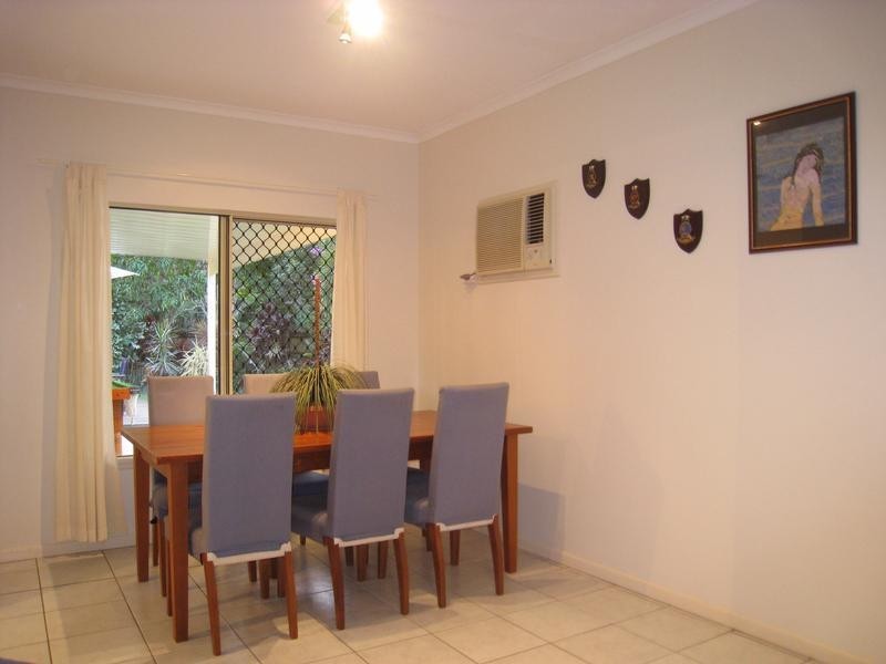 34 Dolphin Close, Kewarra Beach QLD 4879