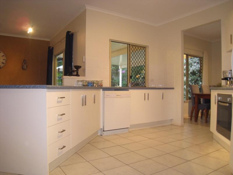 34 Dolphin Close, Kewarra Beach QLD 4879