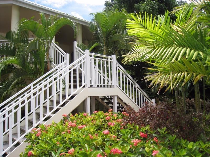 8/30 Oliva Street, Palm Cove QLD 4879