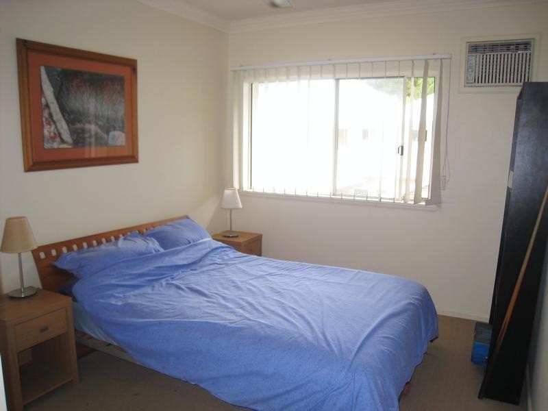 8/30 Oliva Street, Palm Cove QLD 4879