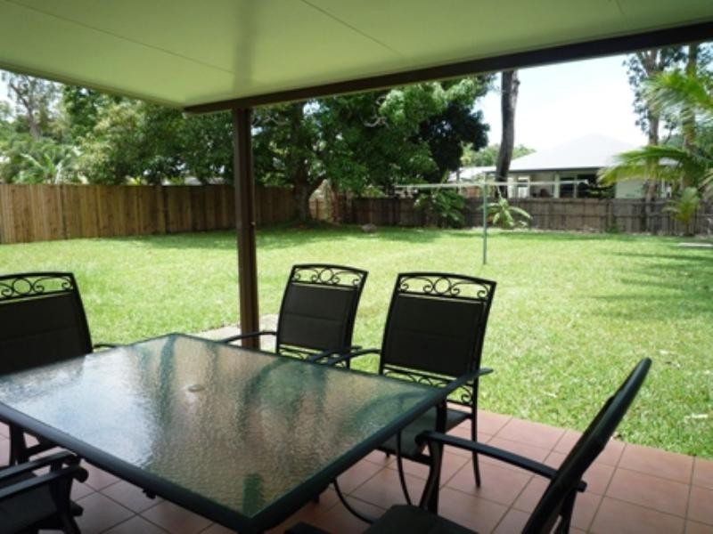 Trinity Beach QLD 4879