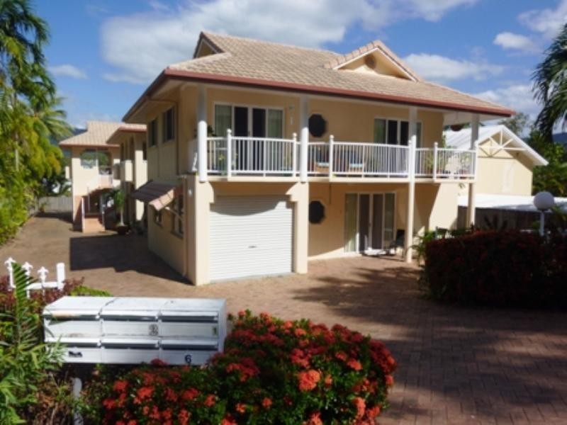 Trinity Beach QLD 4879