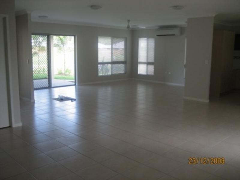 Trinity Beach QLD 4879