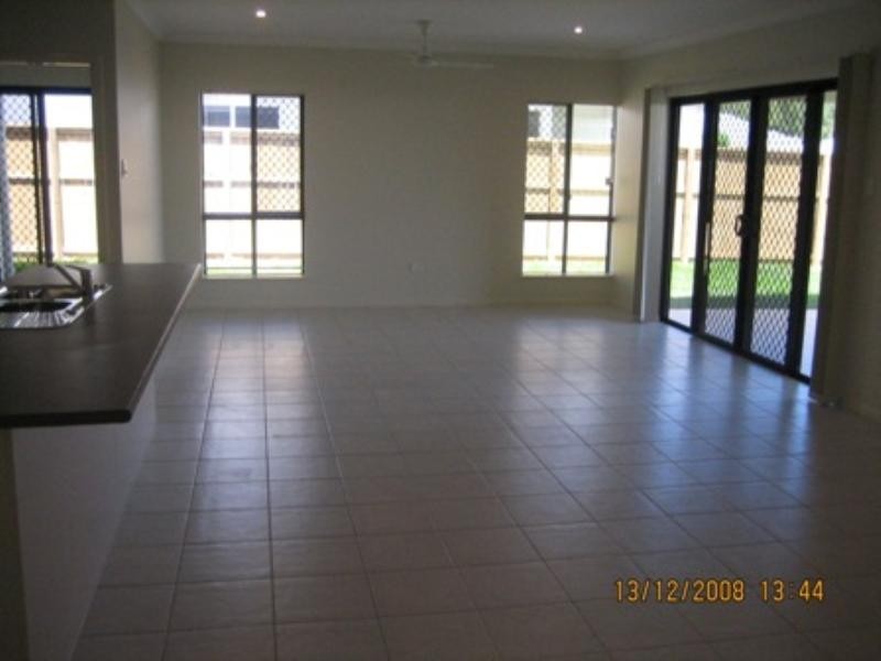Trinity Beach QLD 4879