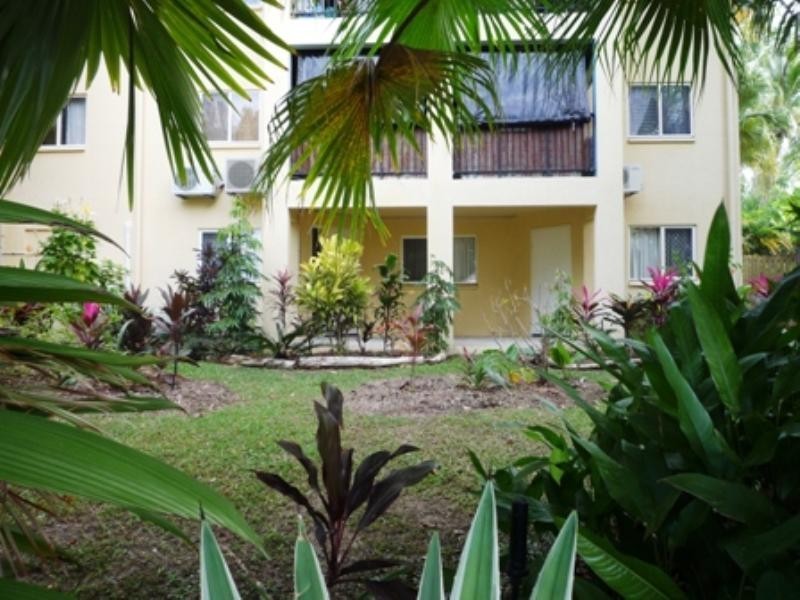 Trinity Beach QLD 4879