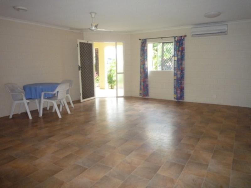 Trinity Beach QLD 4879