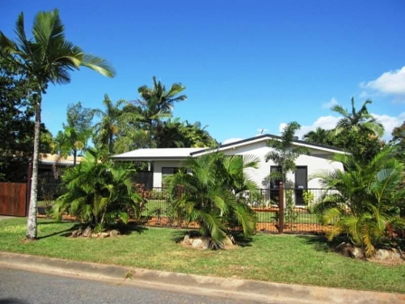 Trinity Beach QLD 4879