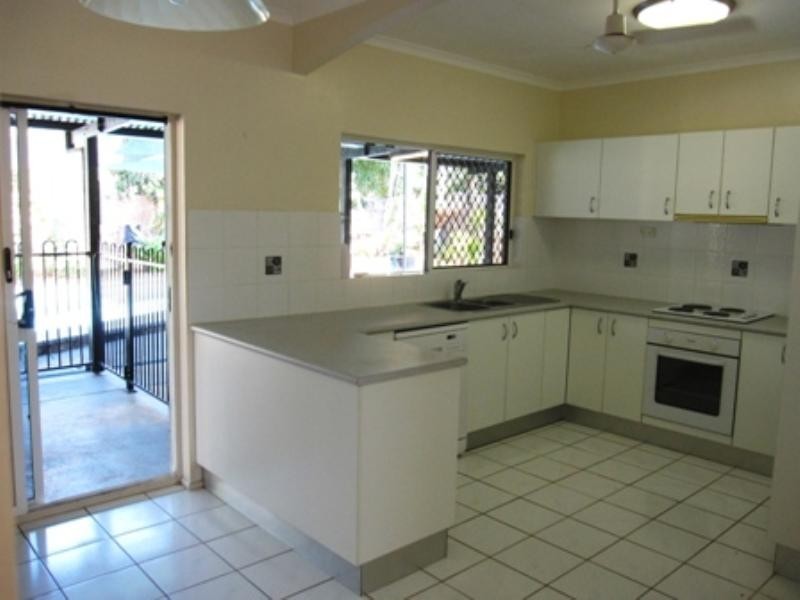 Trinity Beach QLD 4879