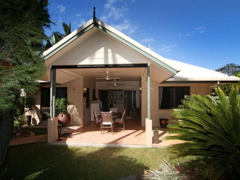 Trinity Beach QLD 4879