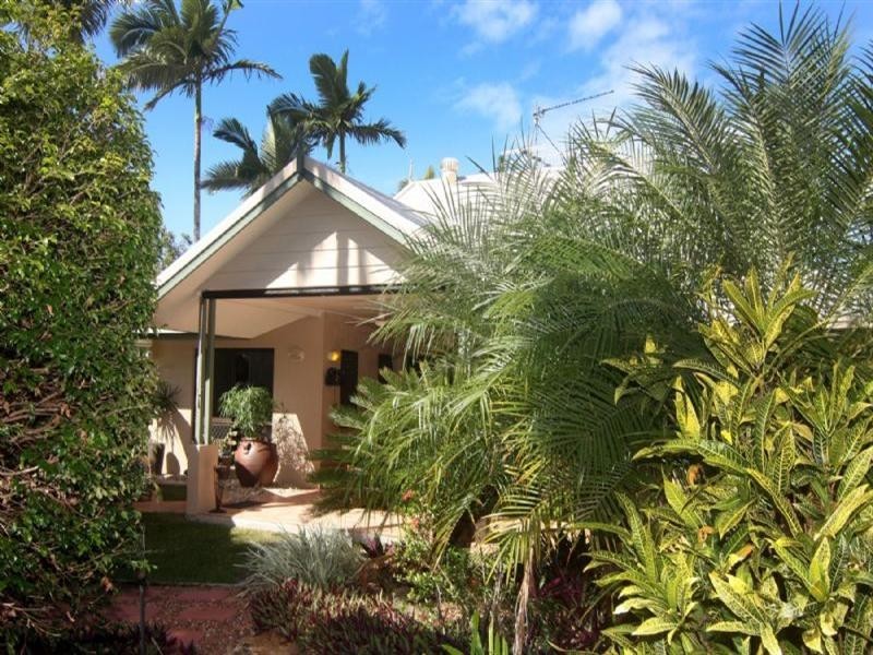 Trinity Beach QLD 4879