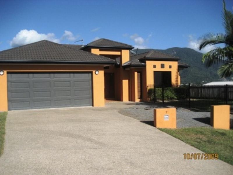 Brinsmead QLD 4870