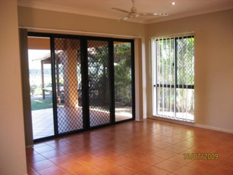 Brinsmead QLD 4870