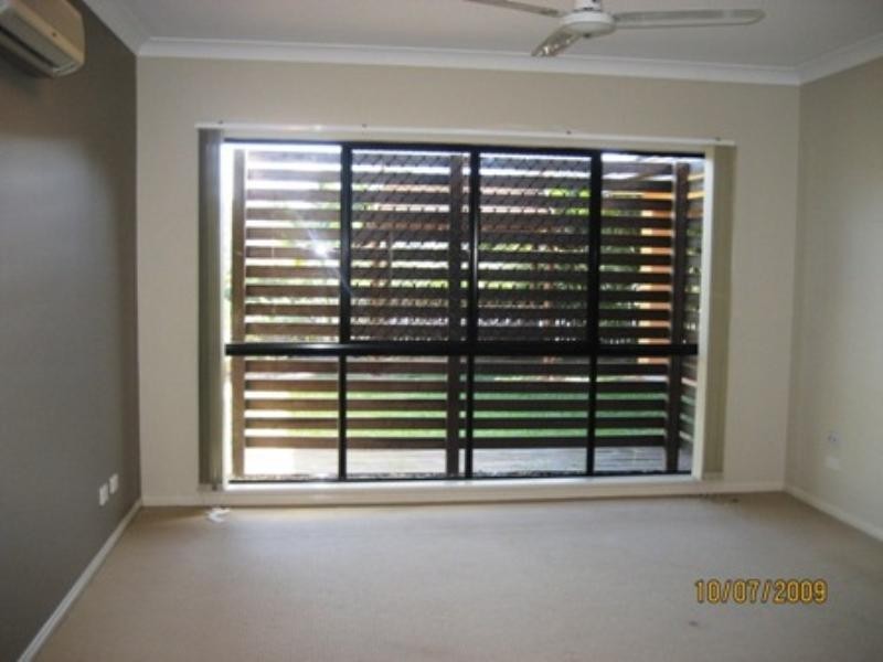 Brinsmead QLD 4870