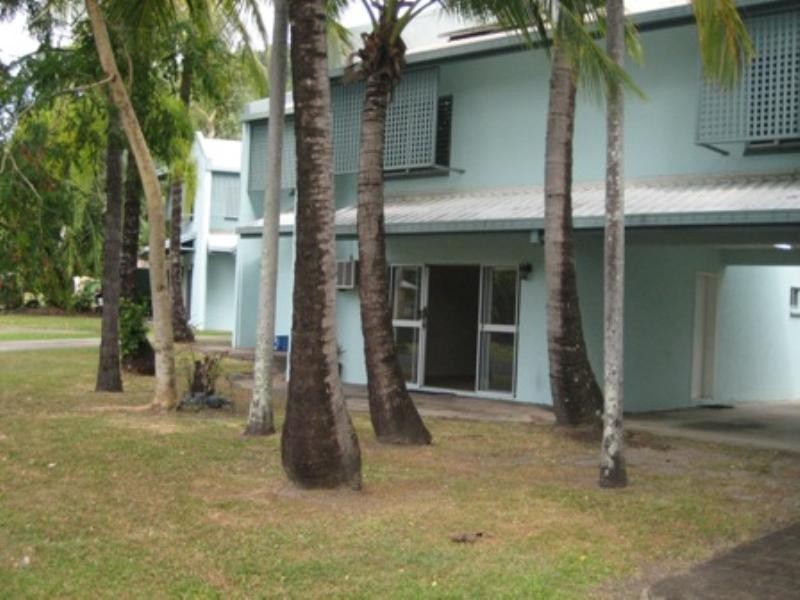 Trinity Beach QLD 4879