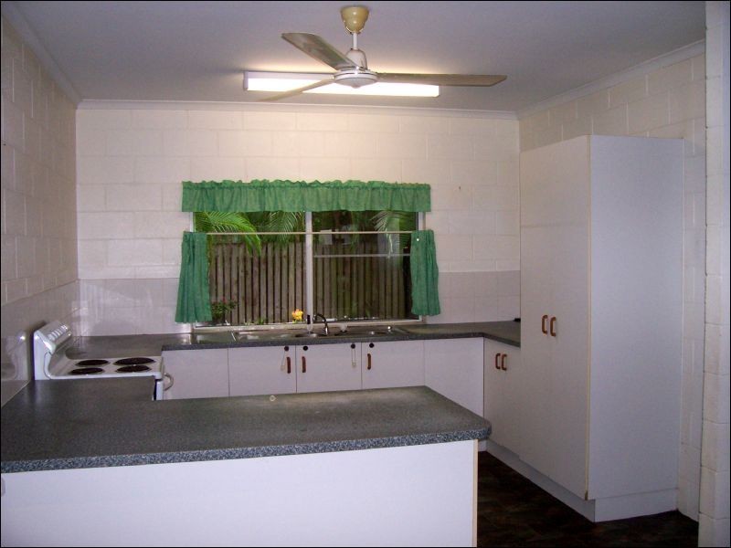 8 Limpet Close, Trinity Beach QLD 4879