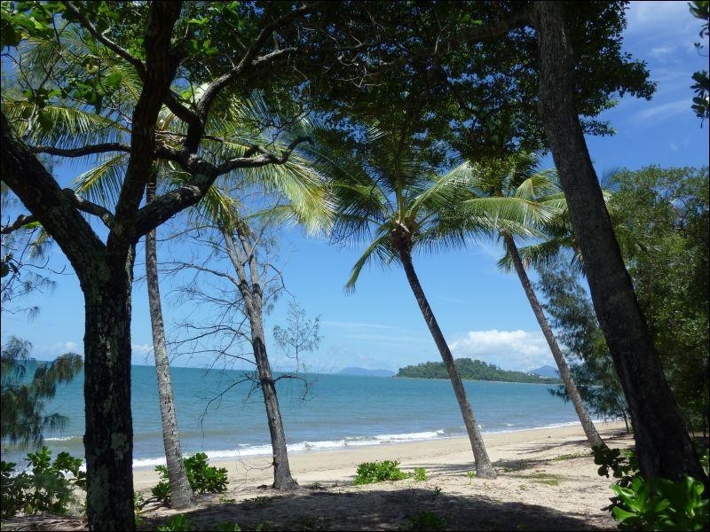 Palm Cove QLD 4879
