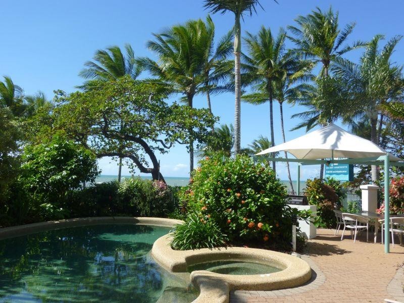 Trinity Beach QLD 4879