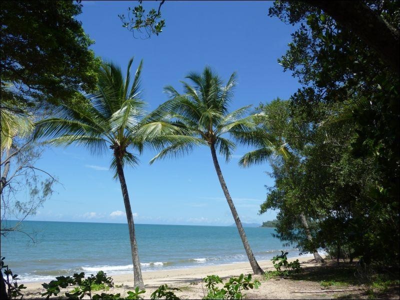 Palm Cove QLD 4879