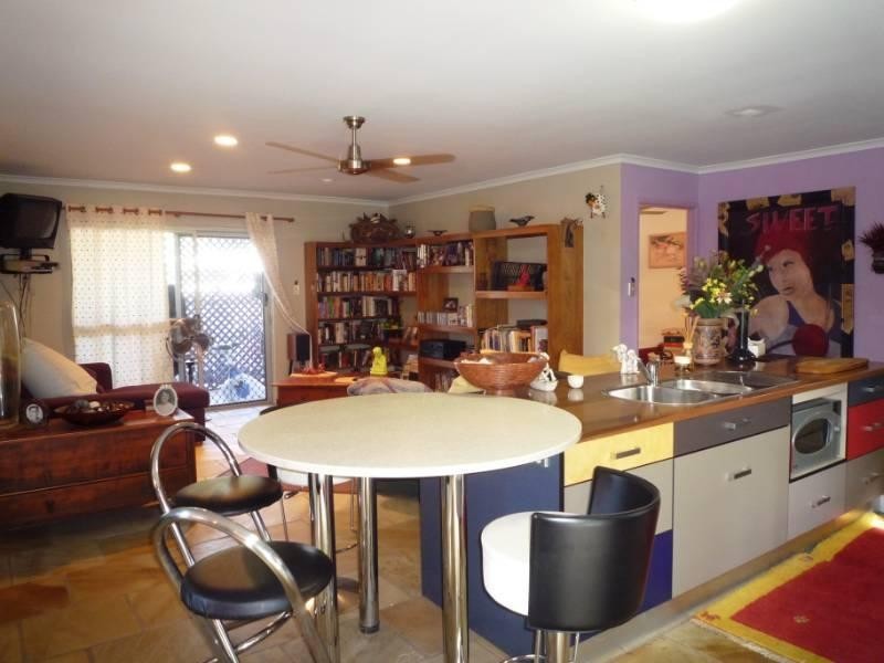 1/19 Bouganvillea Street, Holloways Beach QLD 4878