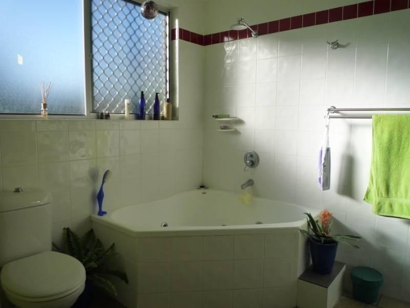 1/19 Bouganvillea Street, Holloways Beach QLD 4878