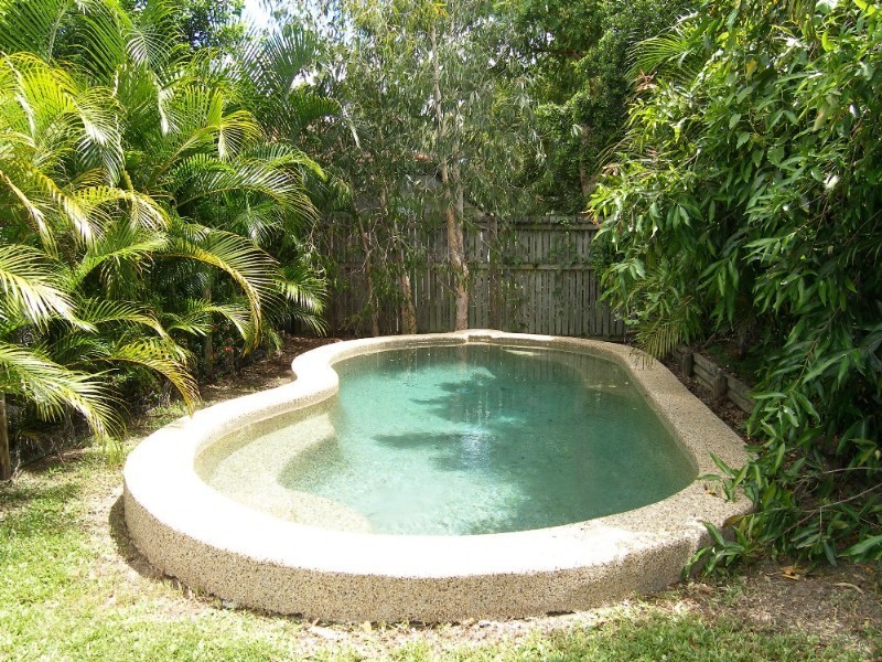 Clifton Beach QLD 4879