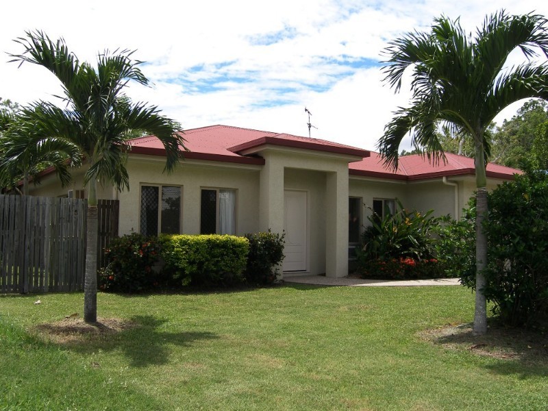 Clifton Beach QLD 4879